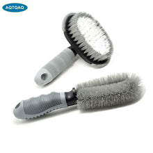 Load image into Gallery viewer, 2Pcs/Set Car Wheel Cleaning Brush Tire Wheel Hub Brush Automobile Motorcycle Bicycle Wheel Cleaning Tool