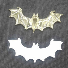 Load image into Gallery viewer, 3D Car Stickers Metal Bat Auto Logo Car Styling Metal Batman Badge Emblem Tail Decal Motorcycle Car Accessories Automobiles