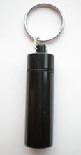 Load image into Gallery viewer, Free shipping 1pcs Aluminium Pill box case Cache Container Geocache Geocaching Keyring Drugs keychain holder vial 012