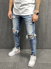 Load image into Gallery viewer, Ripped Monster Jeans 4785