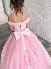 Load image into Gallery viewer, Pink Tulle Flower Girl Dress For Wedding Puffy Kids Pageant Gowns Off The Shoulder Backless Custom Made Vestidos Long Train Bow