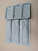 Load image into Gallery viewer, Plastic Molds for Concrete 3+3 Plaster Super Best Price Wall Stone Cement Tiles"old Brick" Decorative wall molds new design