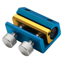Load image into Gallery viewer, Single Cable Lubricator Cycle Cable Oiler Lubricator Tool Fitment For Motorcycle Scooter Bike Automobile Parts